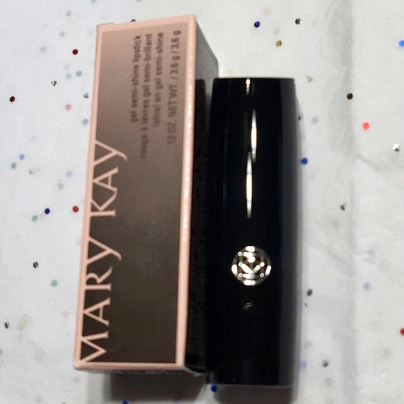 Mary Kay Gel Semi-Matte Lipstick Scarlet Red 3.6g New - Picture 7 of 8